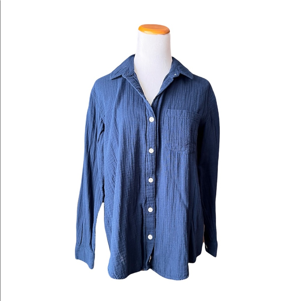 Universal Thread Cute button down